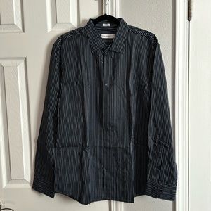 Calvin Klein navy blue with white stripes 100% cotton Large